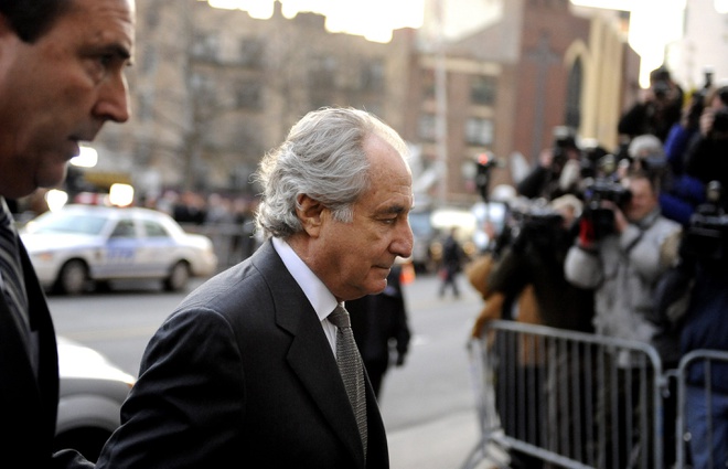 Siêu lừa Bernie Madoff qua đời trong tù